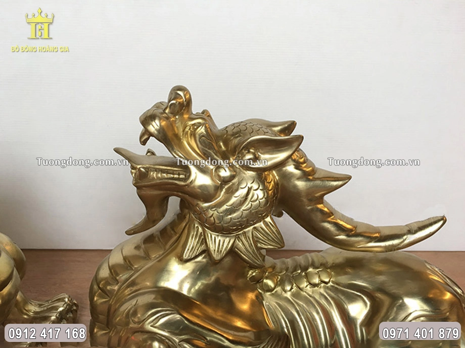Bề mặt được phun phủ bóng sáng bóng